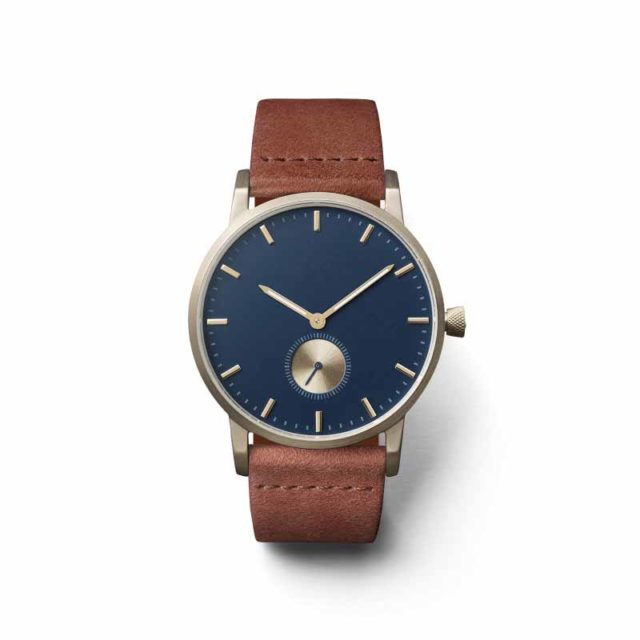 gold case brown leather strap classic men's watch